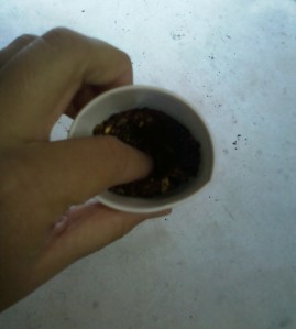 Make a hollow in the Stud Muffin, pressing the edges onto the walls of the cup