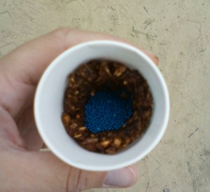 Pour one packet of omeprazole granules into the hollowed-out Stud Muffin